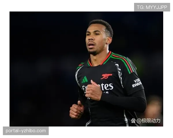 快讯：布莱顿战术角球快发，三脚传递后完成破门